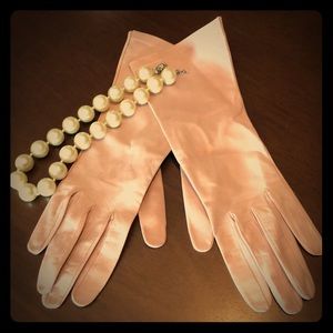 Luxuriously soft pale pink leather gloves